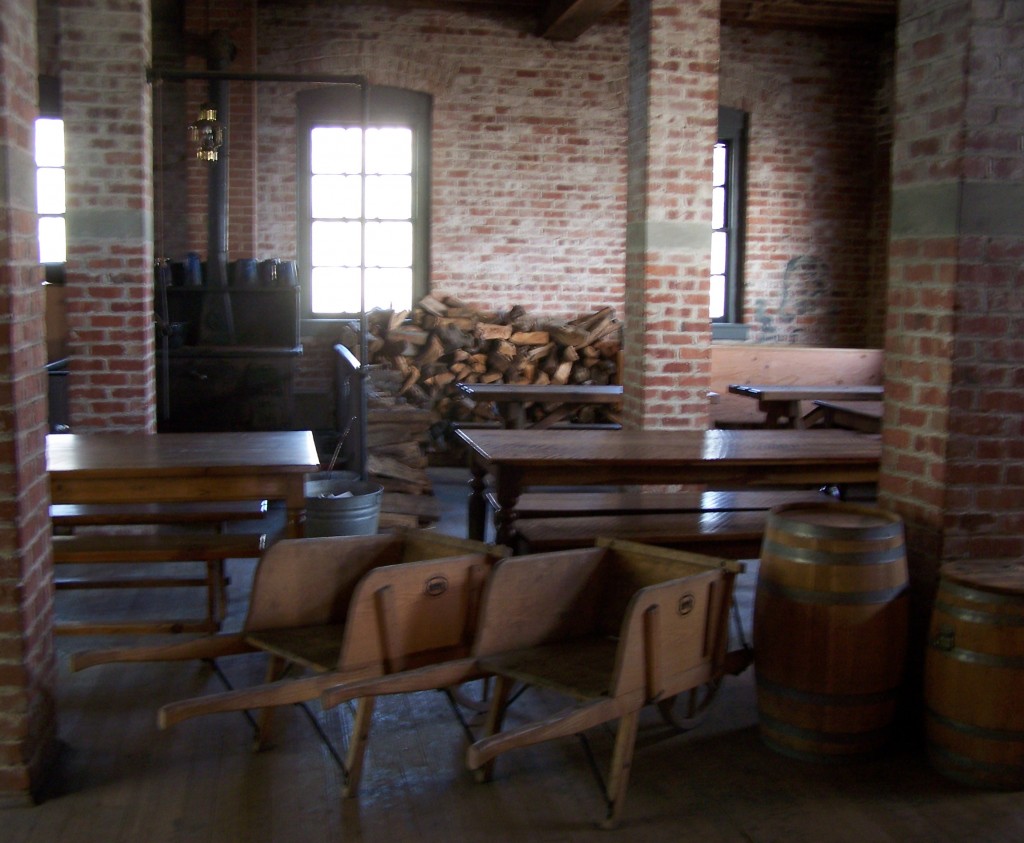 Quartermaster's Warehouse - Kitchen & Dinning Area